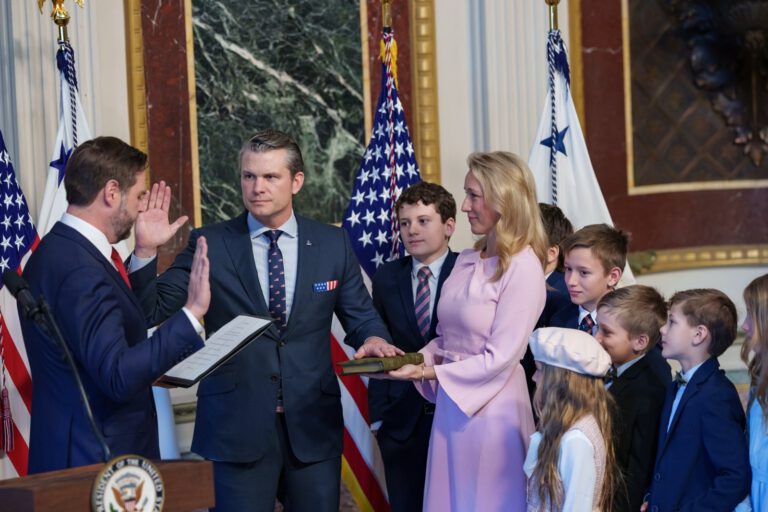 Pete_Hegseth_Swearing-In